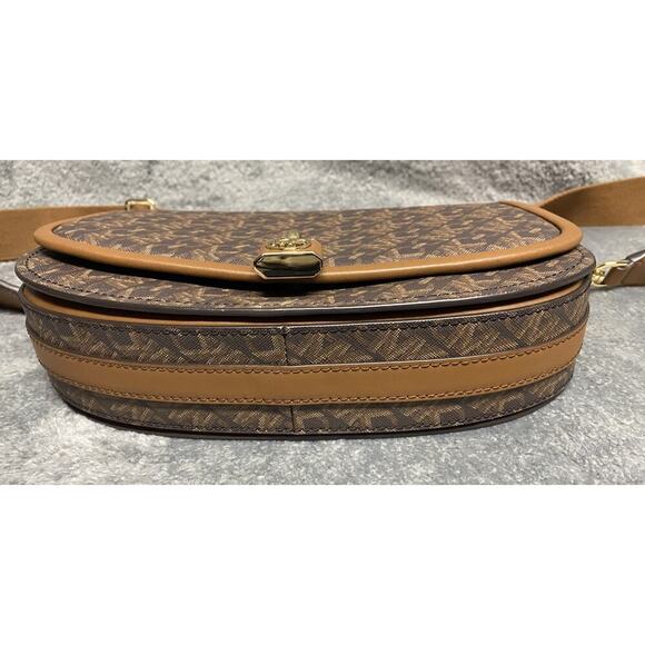 Michael Kors Mila Medium Empire Signature Logo Messenger Bag - Picture 6 of 16